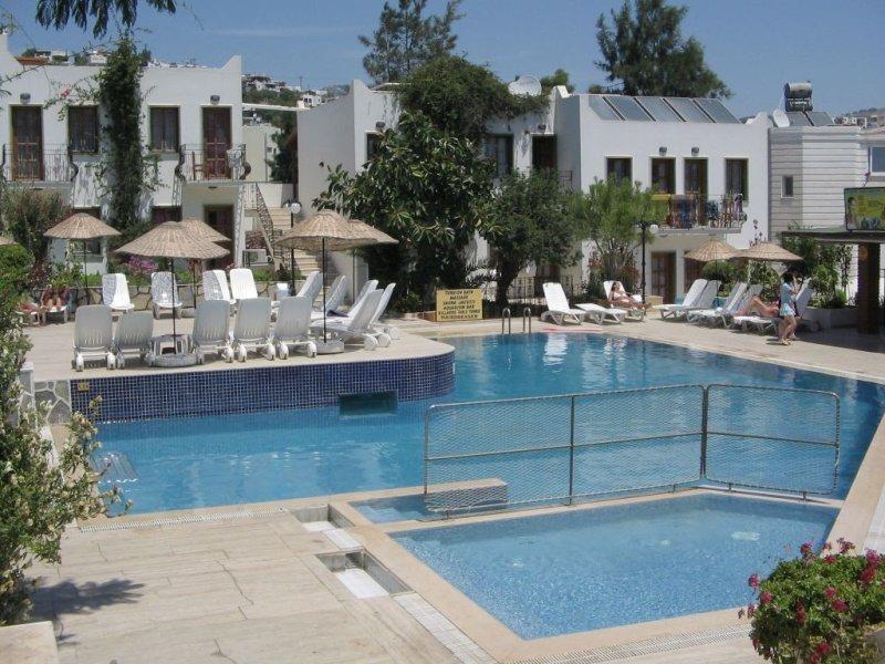 Bronze Hotel Гюмбет Екстер'єр фото